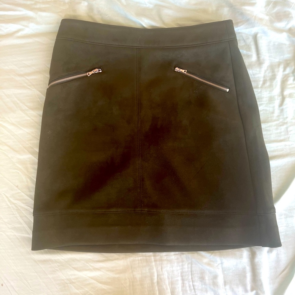 Dark green suede skirt. Size 2.
